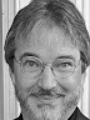 Headshot of Clark Gaylord